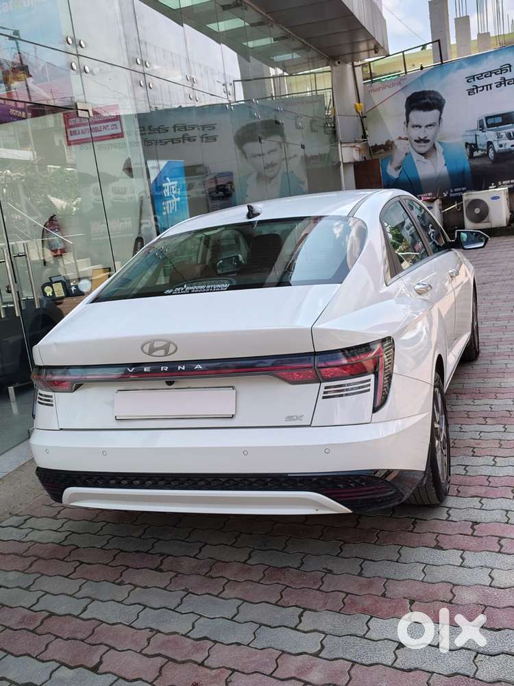 Hyundai Verna 1.5 Sx Petrol Mt, 2024, Petrol