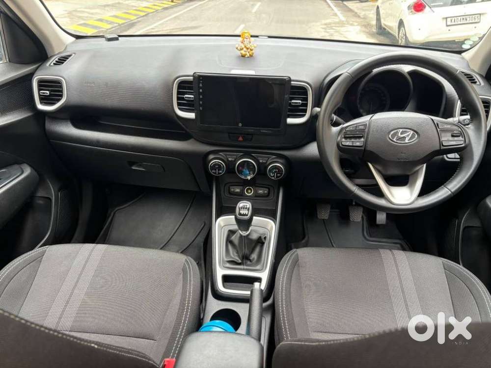Hyundai Venue Sx Mt, 2022, Diesel