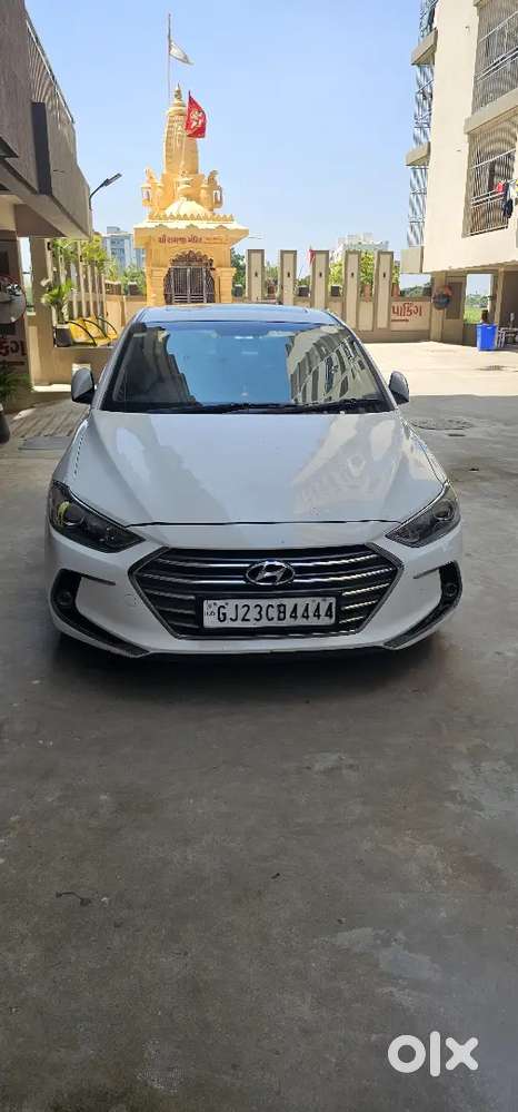 Hyundai Elantra Diesel Sx 2018