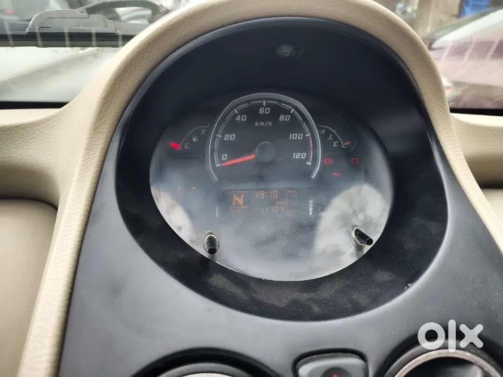 Tata Nano Genx Xta 2016