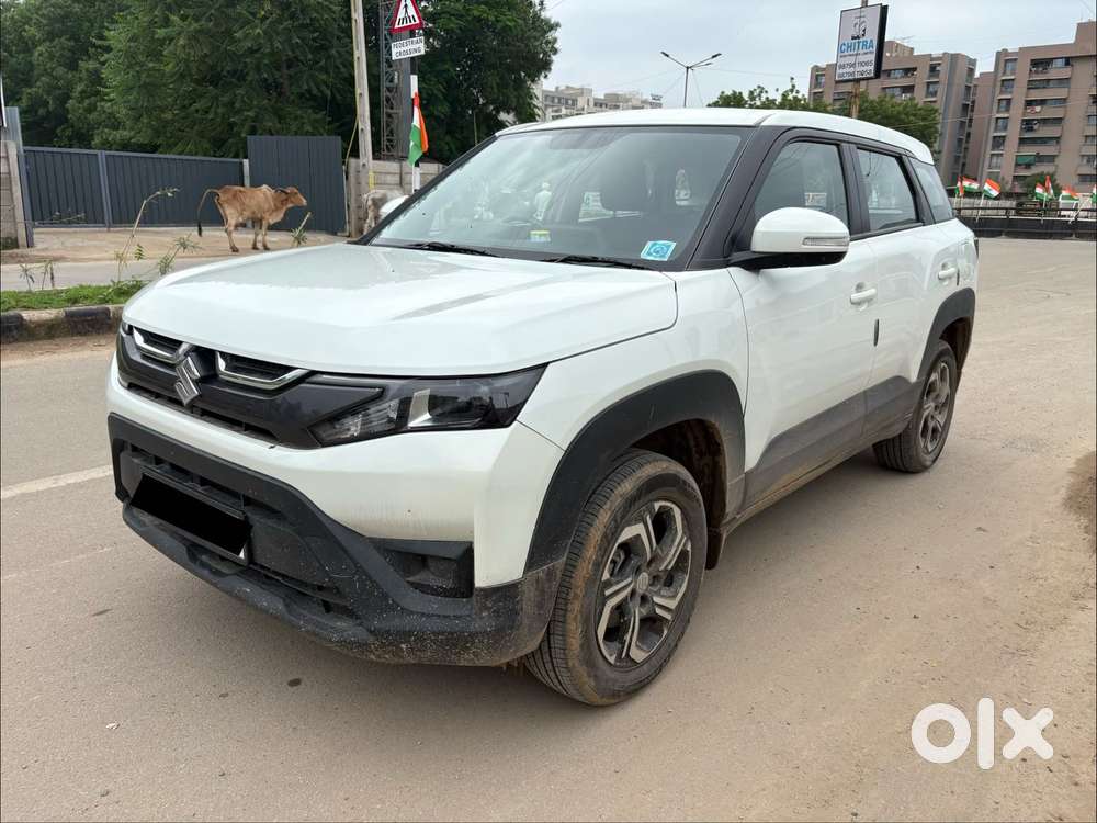 Maruti Suzuki Brezza 1.5 Vxi At Smart Hybrid, 2025, Petrol