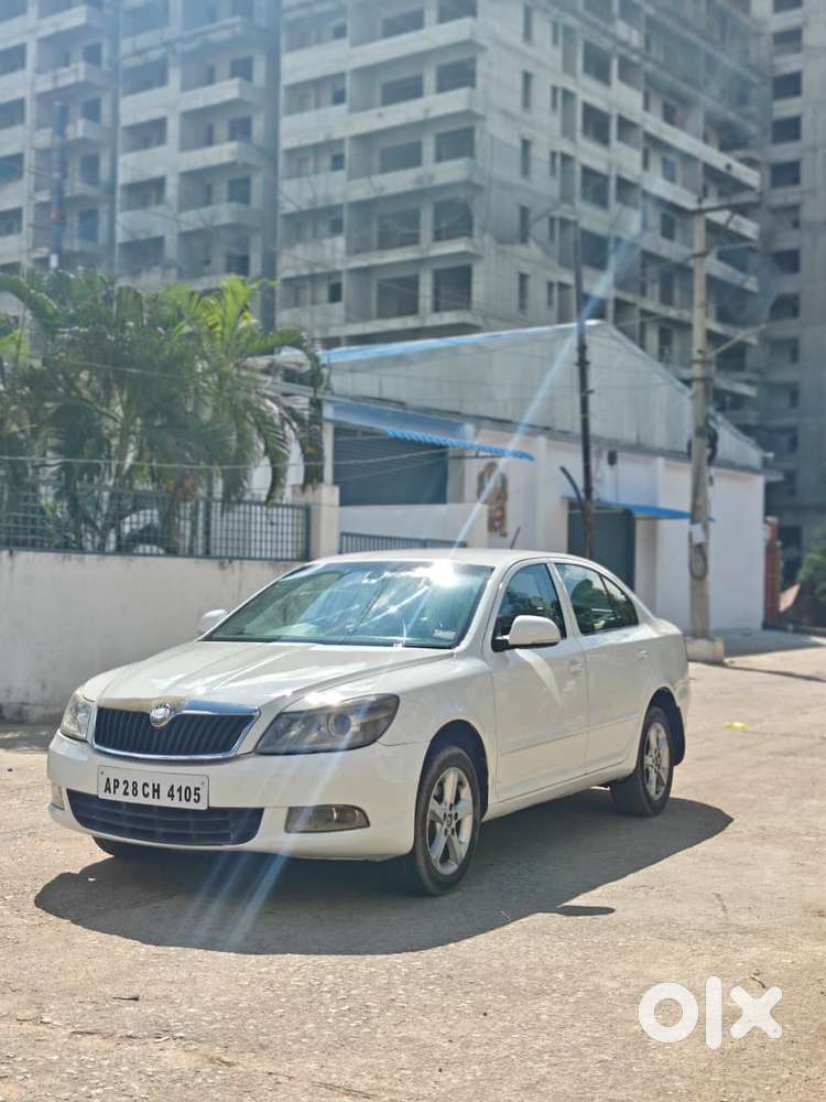 Skoda Laura Elegance 1.9 Tdi Mt, 2012, Diesel