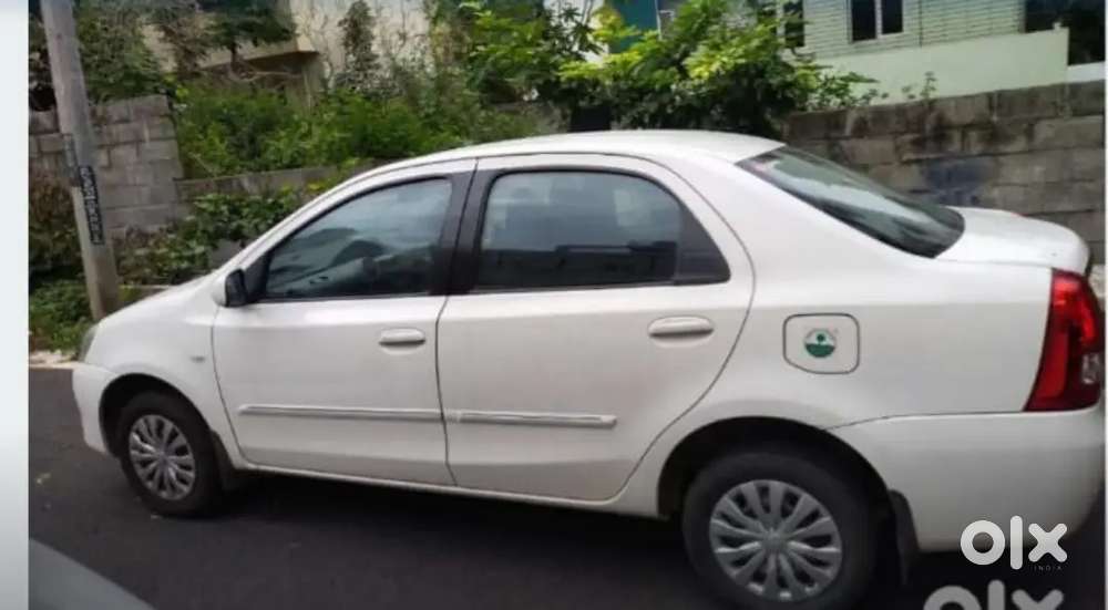 Toyota Etios 2011 Petrol Well Maintained