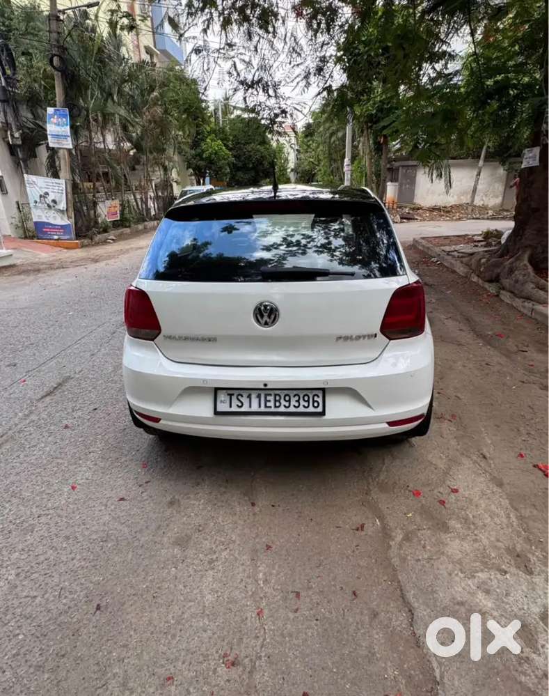 Volkswagen Polo 2015 Manual Year