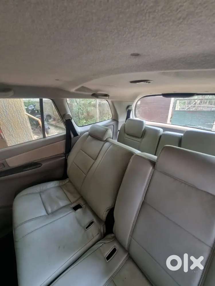 Toyota Innova 2.5 Gx 2015