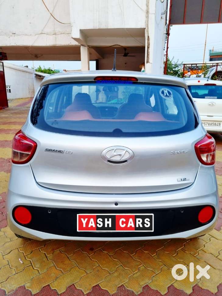 Hyundai I10 Sportz, 2017, Petrol