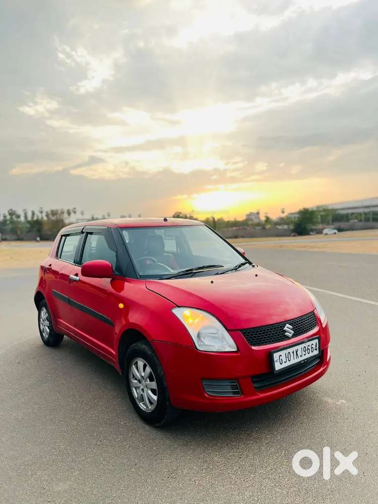 Maruti Suzuki Swift Zxi Petrol Cng