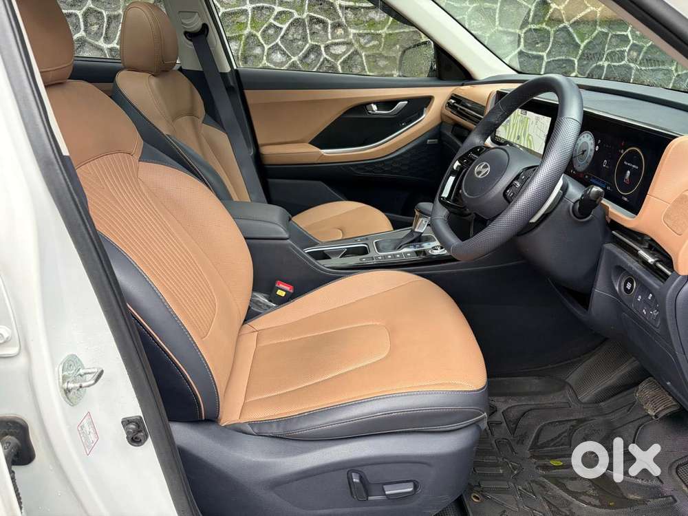 Hyundai Alcazar 2.0 Signature (o) Petrol At 7 Str, 2025, Petrol