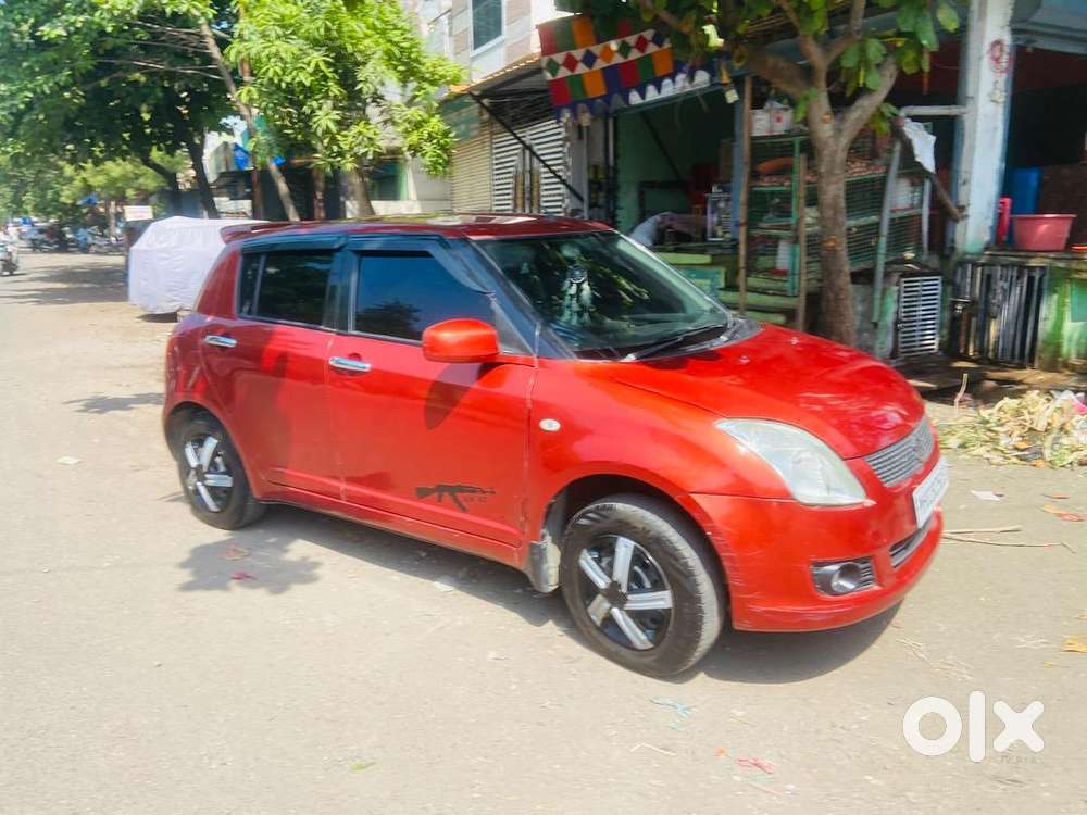 Maruti Suzuki Swift 2011 Cng & Hybrids Good Condition
