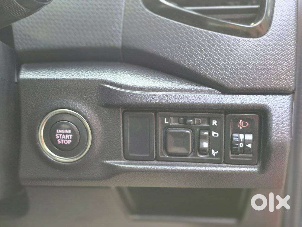 Maruti Suzuki Brezza Zdi+ Dual Tone, 2018, Diesel