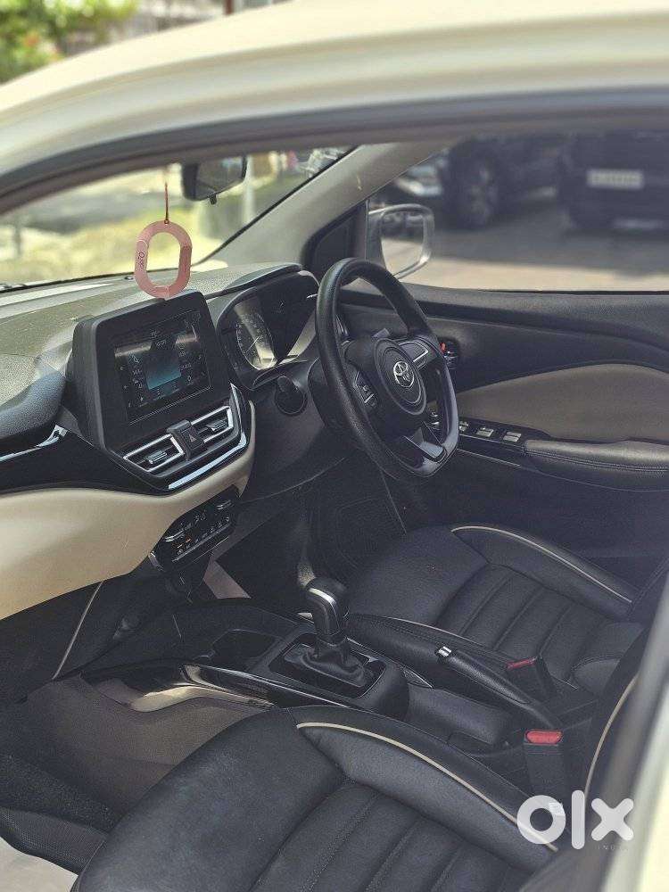 Toyota Glanza 1.2 G Amt, 2025, Petrol