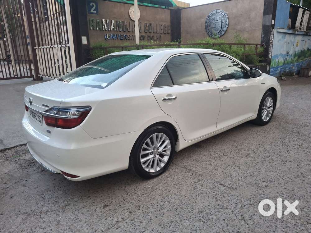 Toyota Camry Hybrid 2.5, 2016, Cng & Hybrids