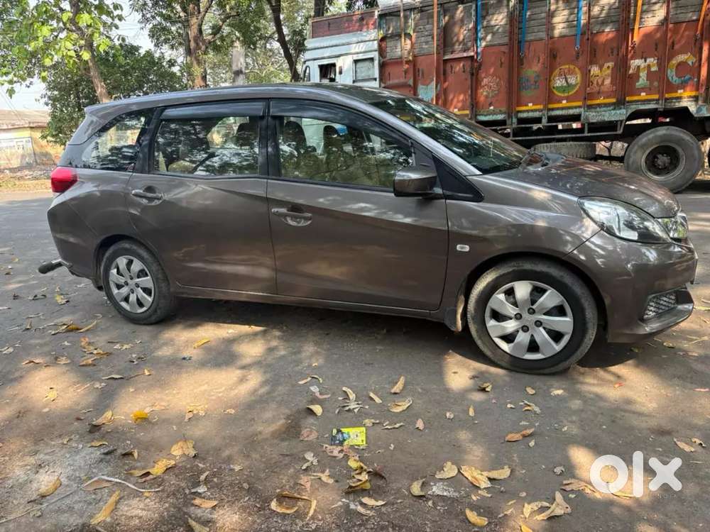 Honda Mobilio 2015 Diesel 128500 Km Driven