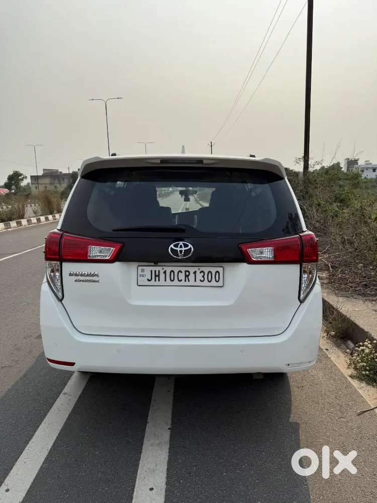 Toyota Innova Crysta 2023