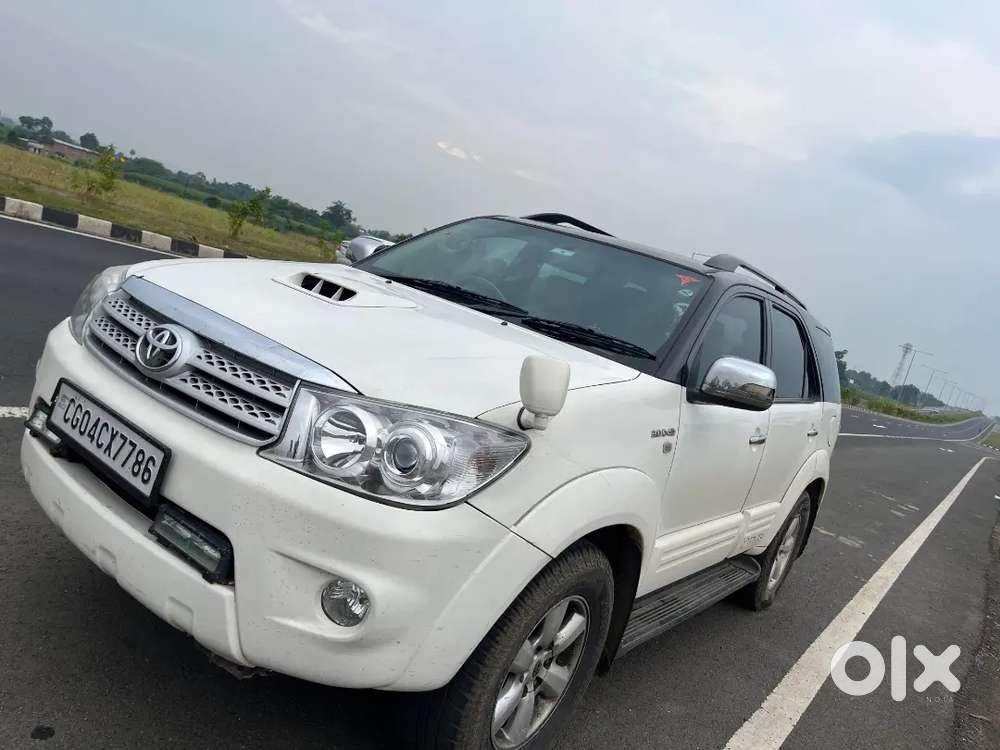 Toyota Fortuner 4x4 2011 Diesel Manual
