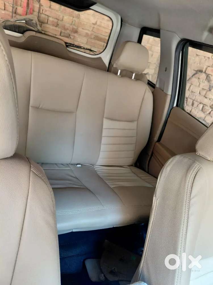 Mahindra Tuv 300 2016
