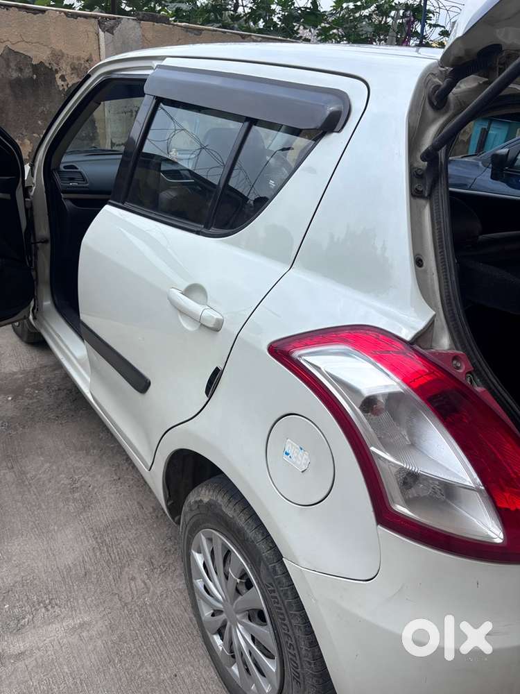 Maruti Suzuki Swift Ddis 2017