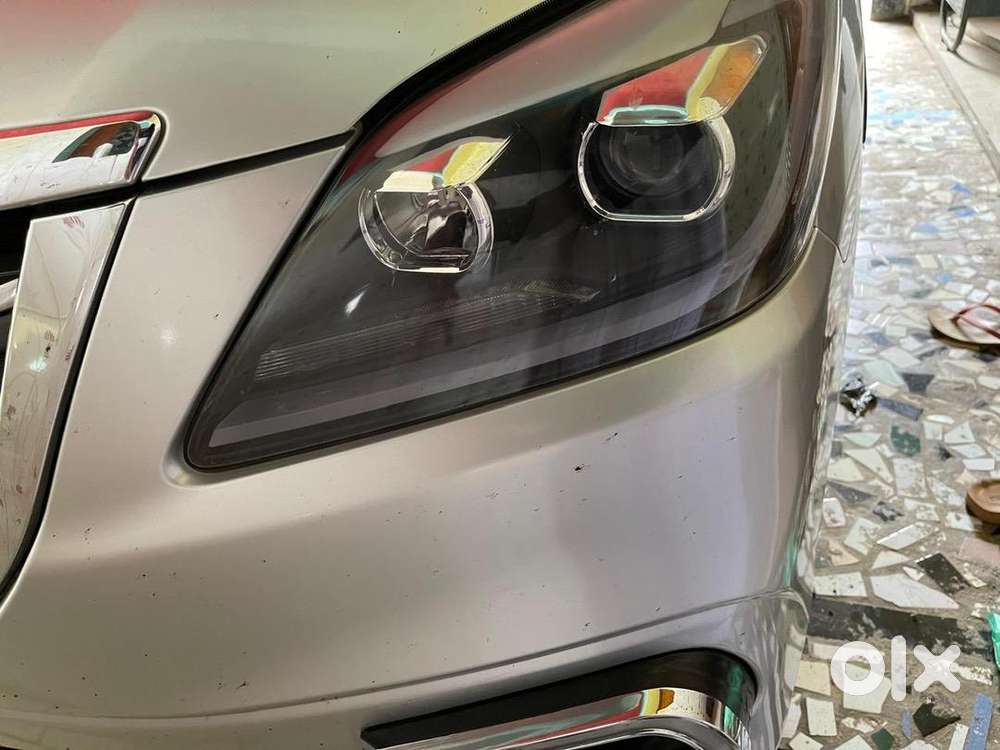 Toyota Innova 2011 Diesel 327000 Km Driven
