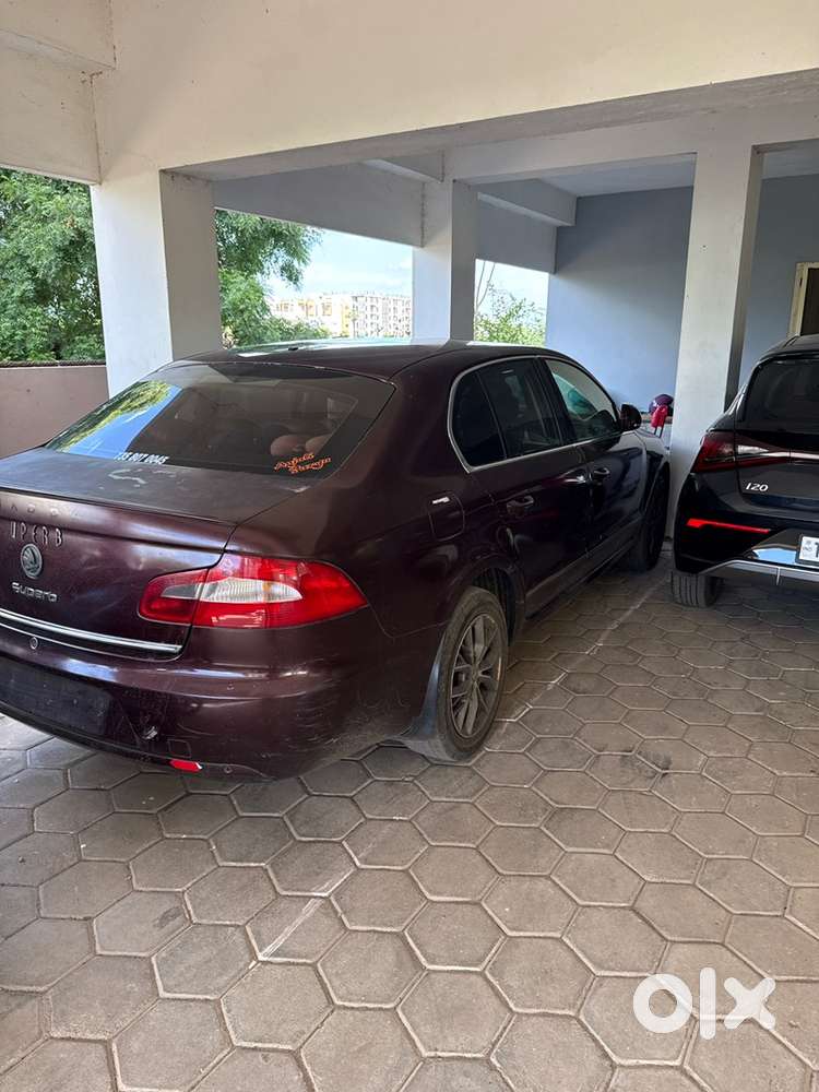 Skoda Superb Diesel Superb 2012