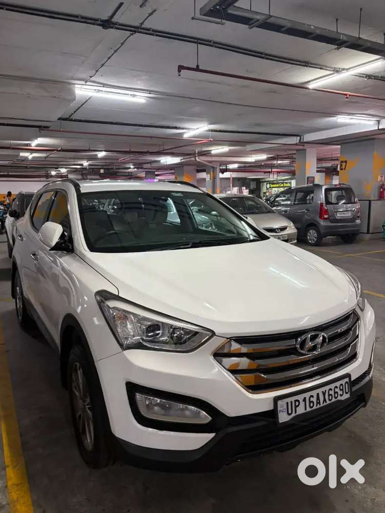 Hyundai Santafe Automatic 2015 Model