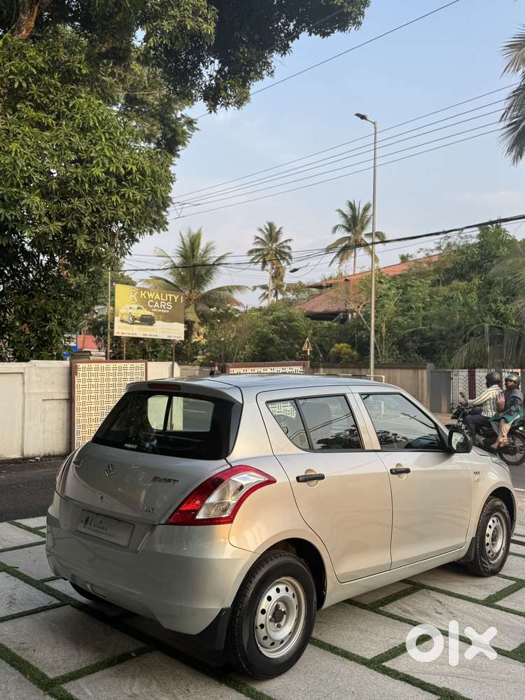 Maruti Suzuki Swift Lxi Optional-o, 2013, Petrol