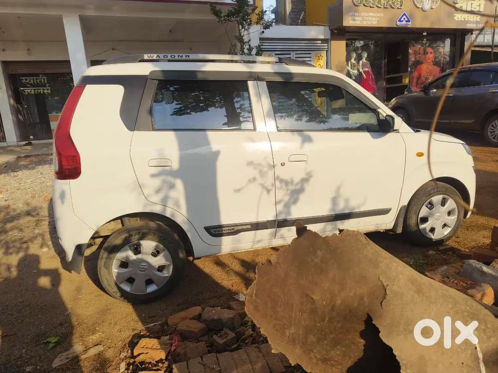 Maruti Suzuki Wagon R 1.0 2024 Cng & Hybrids 40000 Km Driven