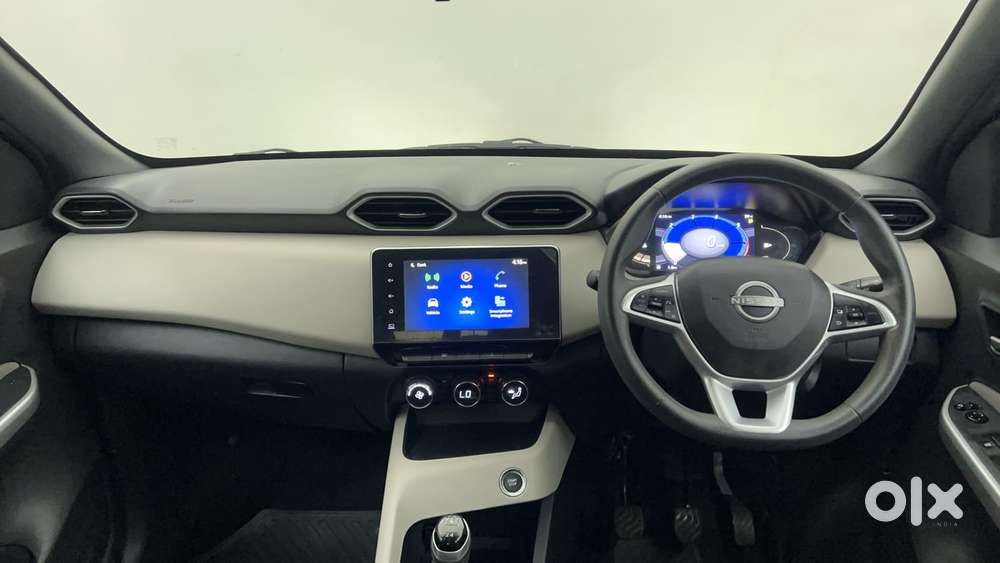 Nissan Magnite 1.0 Xv, 2022, Petrol