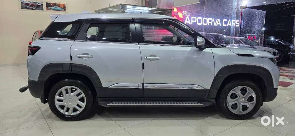 Maruti Suzuki Brezza 1.5 Vxi Smart Hybrid, 2022, Petrol