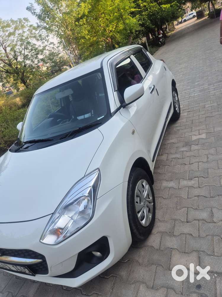 Maruti Suzuki Swift Lxi Optional-o, 2022, Petrol