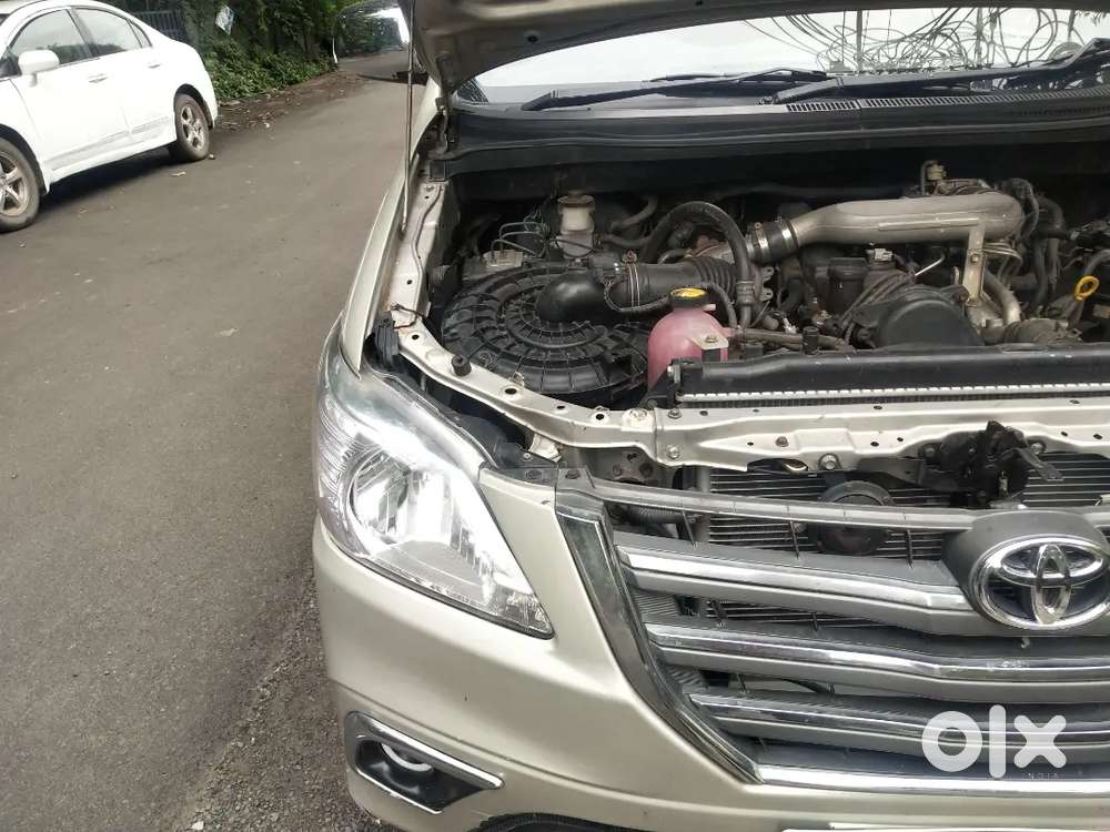 Toyota Innova 2.5 2012