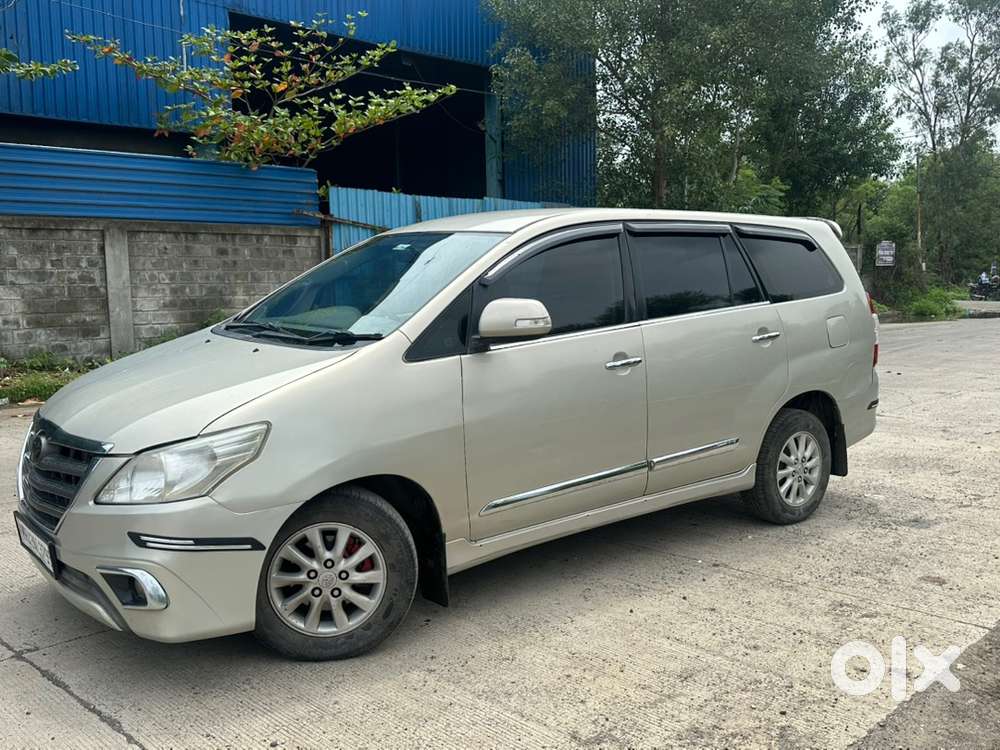 Toyota Innova 2012 Well Maintained