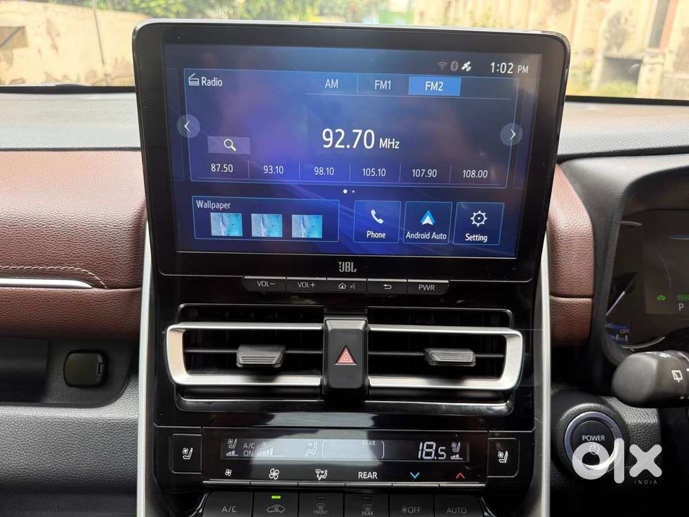 Toyota Innova Hycross 2.0 Zx Hybrid 7 Str, 2025, Petrol