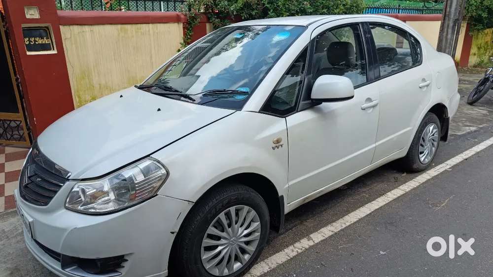 Maruti Suzuki Sx4 Vxi Petrol Model 2013