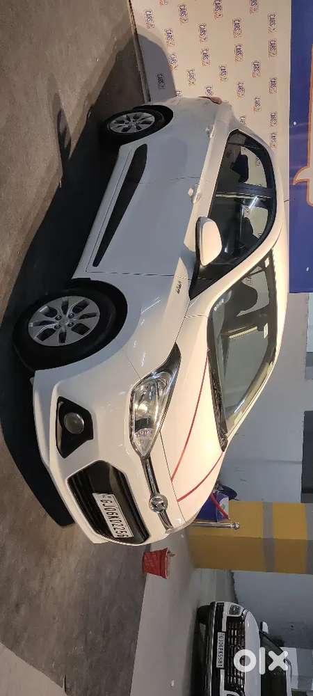 Hyundai Xcent - 2016 (urgent For Sell)