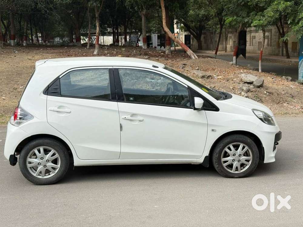 Honda Brio V Mt, 2012, Petrol