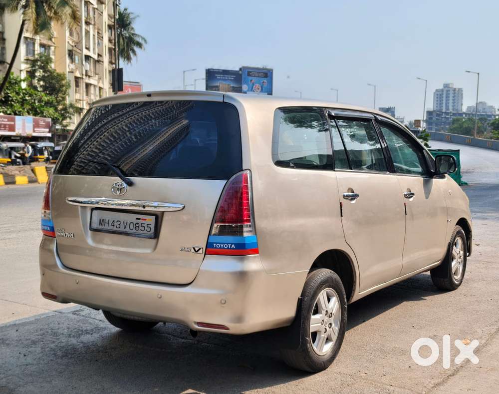 Toyota Innova 2004-2011 2.5 V Diesel 8-seater, 2007, Diesel