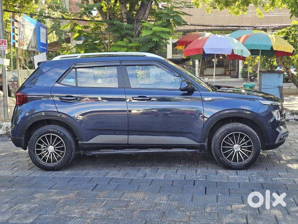 Hyundai Venue S 1.2 Petrol, 2021, Petrol