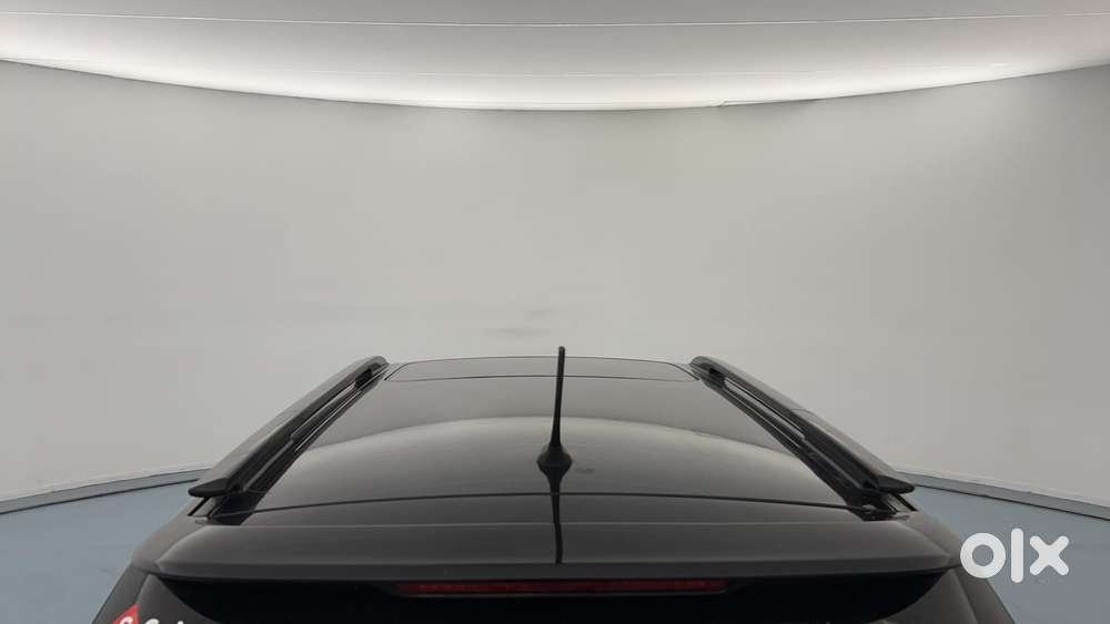 Mahindra Xuv300 W8 Option, 2022, Petrol