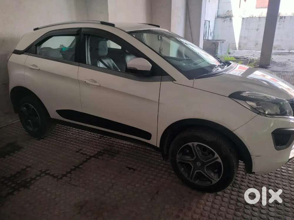 Tata Nexon 2019 Petrol Xt