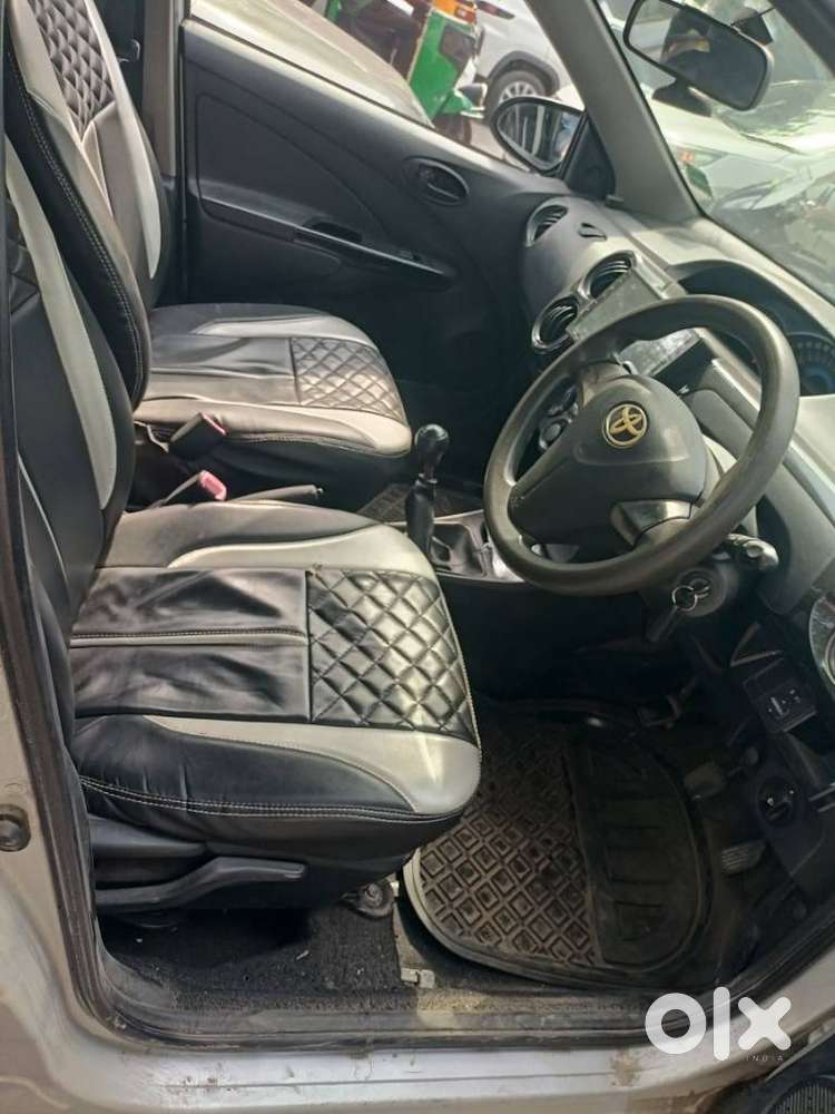 Toyota Etios Cross 1.2l G, 2015, Petrol