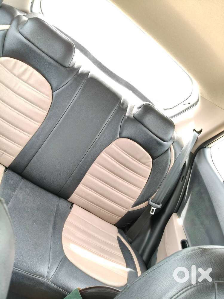 Hyundai Grand I10 Asta Top Model 2017 Petrol Variant