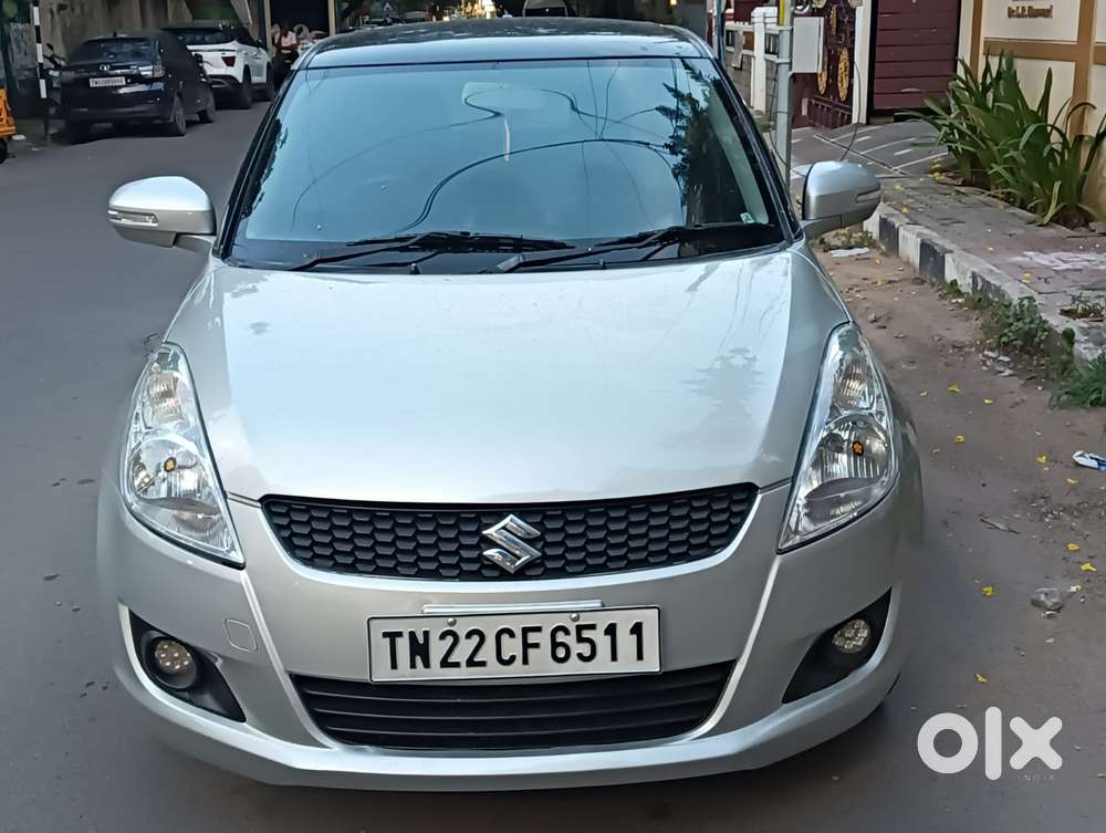 Maruti Suzuki Swift Vxi + Manual, 2012, Petrol