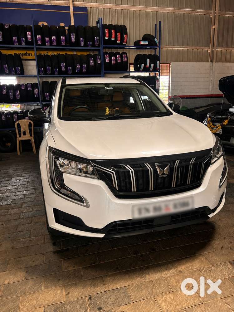Mahindra Xuv700 2025 Petrol 14000 Km Driven