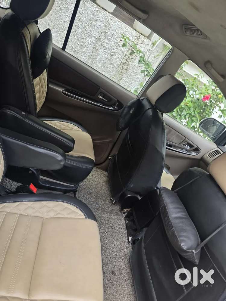 Toyota Innova 2016
