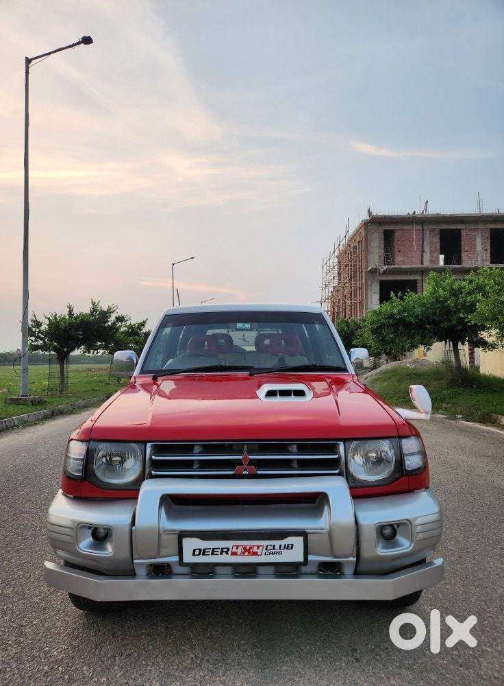 Mitsubishi Pajero 2.8 Sfx Bsiv Dual Tone, 2011, Diesel