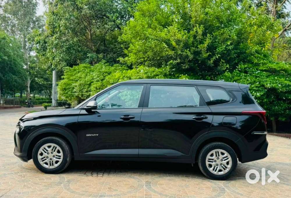 Kia Carens G1.5 6mt Gravity, 2025, Petrol