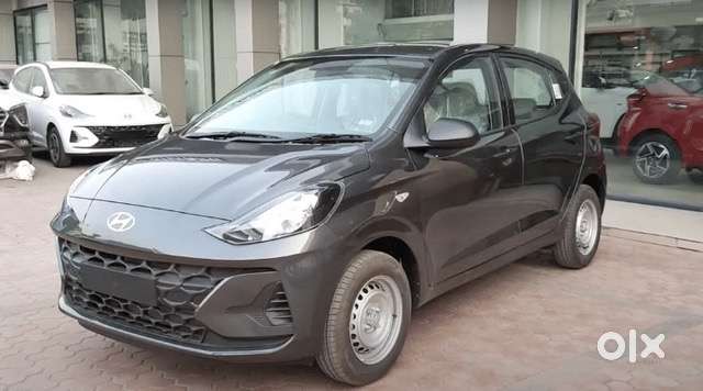 Hyundai Grand I10 2023 Era Petrol