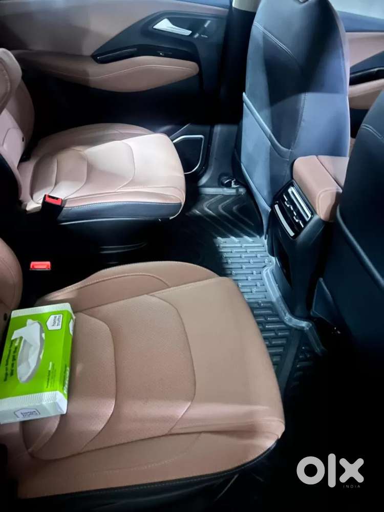 Mg Hector Plus Savvy Pro 1.5 Turbo Petrol Cvt 6 Str, 2024, Petrol