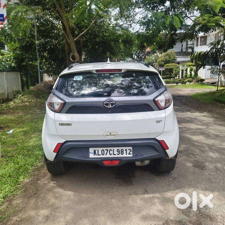 Tata Nexon 1.2 Revotron Xz Plus, 2017, Petrol