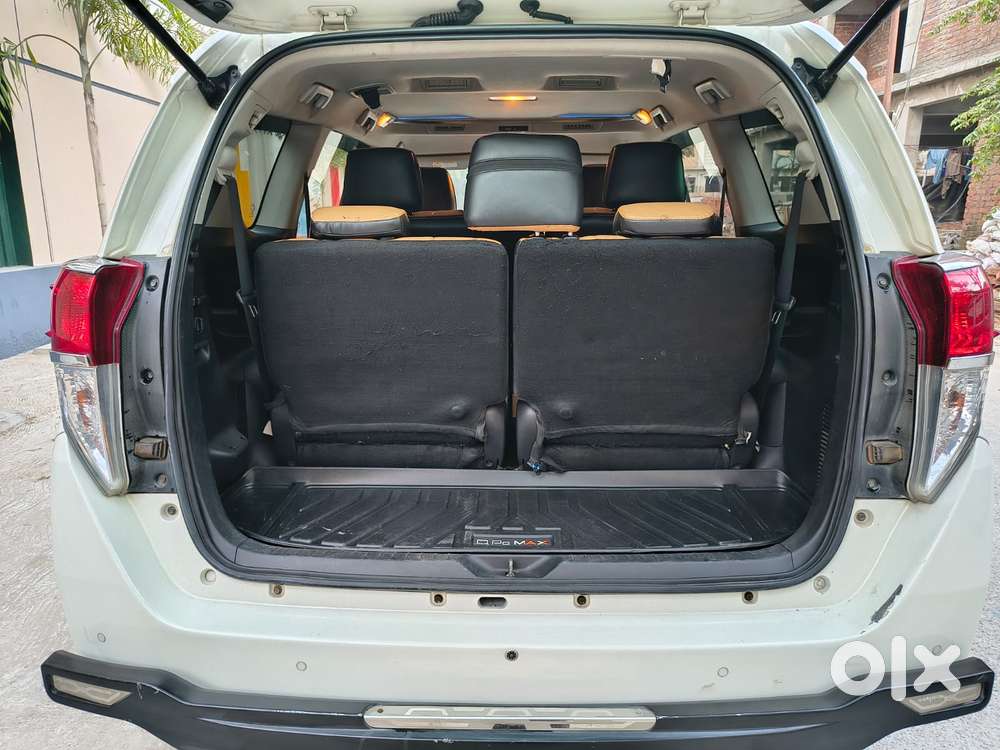 Toyota Innova Crysta 2.4 V 8 Str, 2021, Diesel